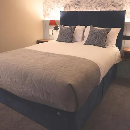 The Coachmans Hotel *
